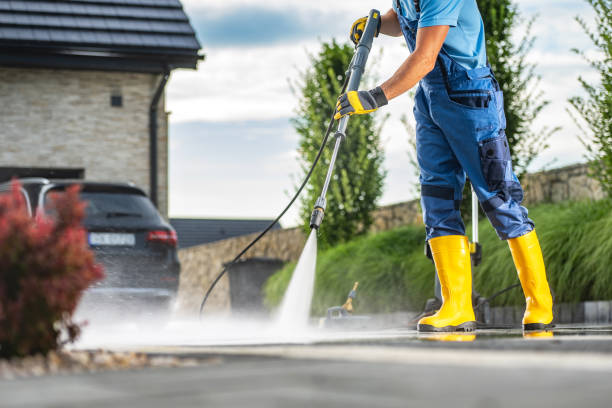 Best House Exterior Washing  in Giddings, TX